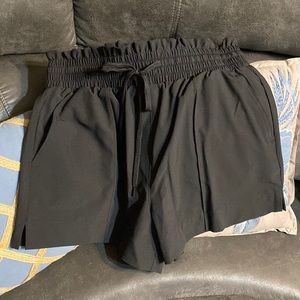 No boundaries black dress short. Size med 7-9 never worn